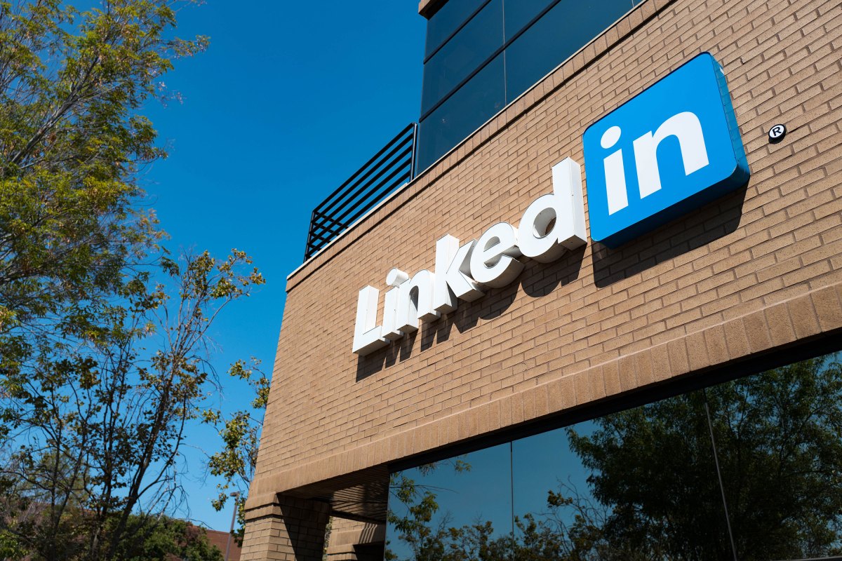 LinkedIn has stopped grabbing UK users’ data for AI