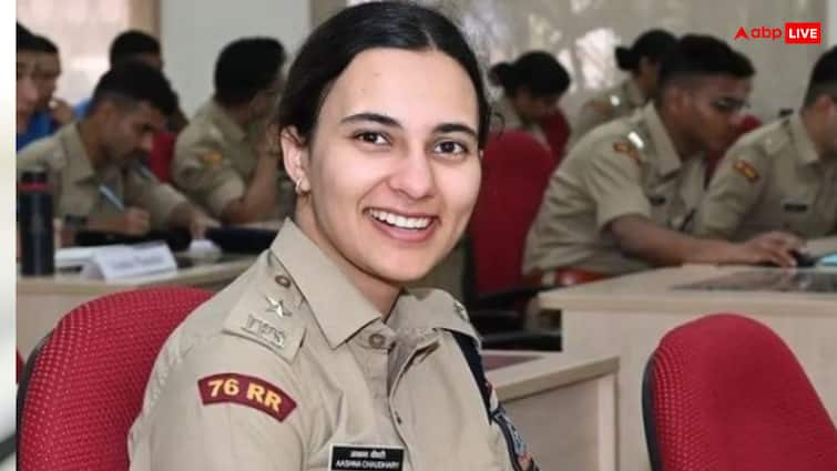 UPSC Success Story of IPS Aashna chaudhary after failing two times in prelims exam she clears exam UPSC Success Story: IAS छोड़ इस महिला ने चुना IPS, खूबसूरती की मामले बॉलीवुड एक्ट्रेस भी पीछे