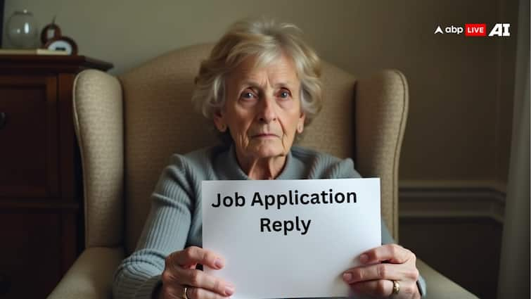 UK Women found her Job application Reply after 48 years despite changing address भले ही 48 साल लग गए, महिला को जॉब एप्लीकेशन का जवाब तो मिला, ऐसी अनोखी देरी जो करेगी हैरान