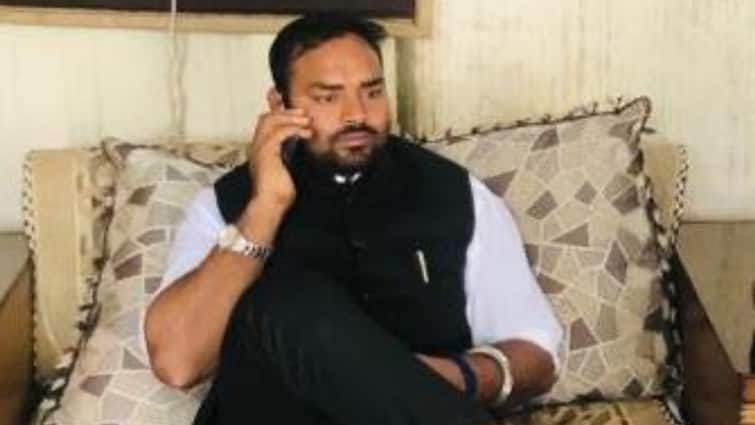 UP Bypoll election 2024 Ghaziabad Ravi Gautam joins Asaduddin owaisi party AIMIM UP Bypoll 2024: बसपा से टिकट कटने के बाद रवि गौतम AIMIM में शामिल, इस सीट से लड़ सकते हैं चुनाव