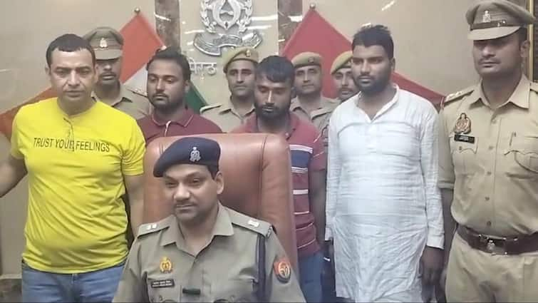 Meerut Police solved blind murder mystery help a tailor and arrested 3 accused ANN मेरठ पुलिस ने टेलर की मदद से सुलझाई ब्लाइंड मर्डर की गुत्थी, 3 आरोपी किए गिरफ्तार