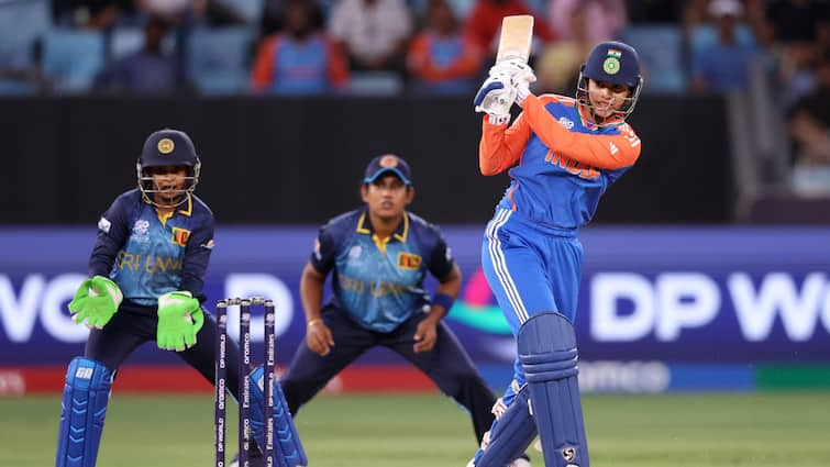 India Set Target Of 173 Runs Against Sri Lanka Harmanpreet Kaur Smirti Mandhana Shafali Varma INDW vs SLW Inning Report Latest Sports News IND-W Vs SL-W: स्मृति-शेफाली के बाद कप्तान हरमनप्रीत कौर की तूफानी पारी, भारत ने श्रीलंका को दिया 173 रनों का लक्ष्य