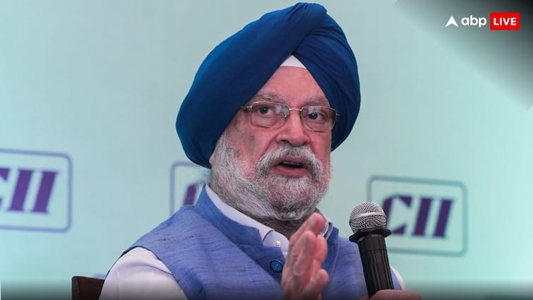 petrochemicals sector of India will attract 87 billion dollar investment in next decade says Hardeep Singh Puri Petrochemicals: तेजी से बढ़ रहा पेट्रोकेमिकल सेक्टर, देश में आएगा 87 अरब डॉलर का निवेश