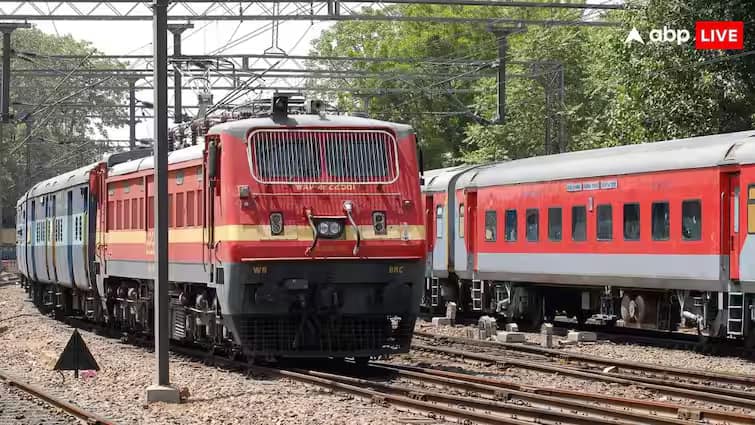 modi govt to reappoint retired staff of indian railways know salary and benefits Indian Railways: रेलवे से रिटायर कर्मचारियों के लिए गुड न्यूज! फिर नौकरी दे रही सरकार, जानें- कितना होगी पगार