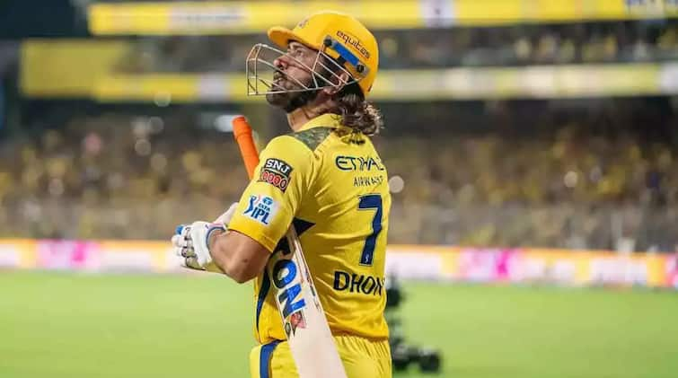 ms dhoni to confirm csk ipl 2025 future 30 october bcci deadline retention list chennai super kings MS Dhoni: एमएस धोनी पर फैसले की तारीख बढ़ी! नए अपडेट ने बढ़ाई CSK की चिंता