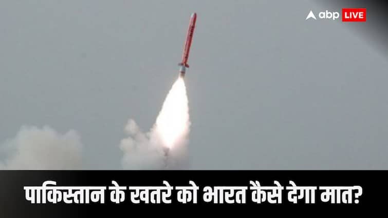 Pakistan flight tests high precision SMASH SBLM missile know full details Pakistan New Missile: पाकिस्तान ने लॉन्च की SMASH क‍िलर मिसाइल, भारत के लिए कितना बड़ा खतरा? जानें