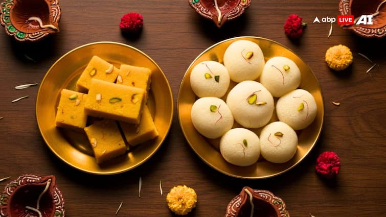 some tips to help you control your diet after eating too much sweets on Diwali दिवाली पर खा ली है ज्यादा मिठाई तो ऐसे कंट्रोल करें अपनी डाइट, नहीं बिगड़ेगी आपकी फिटनेस