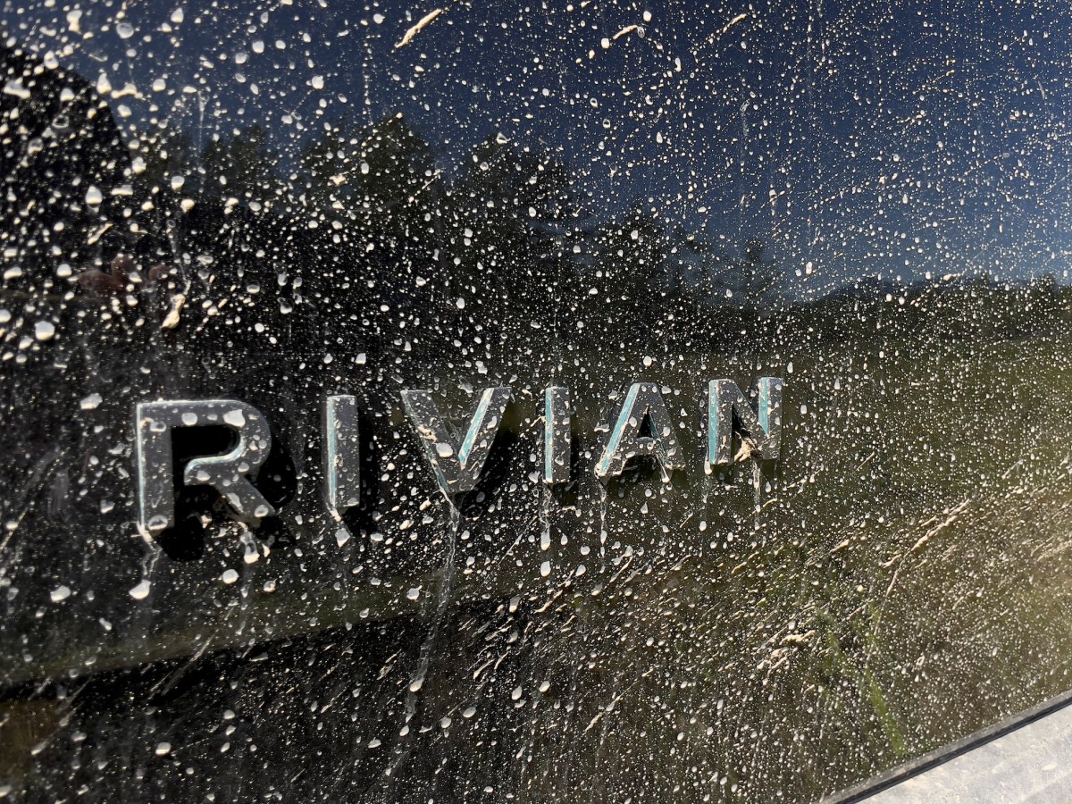 rivian-next-gen-r1-logo-mud