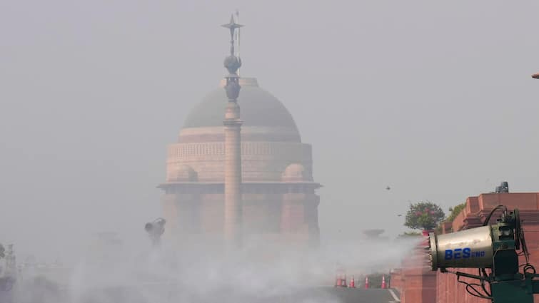 Delhi air quality worst in country second hajipur bihar reaches severe category seasons Delhi AQI दिल्ली की वायु गुणवत्ता देश में सबसे खराब, दूसरे नंबर पर बिहार के इस जिले का नाम